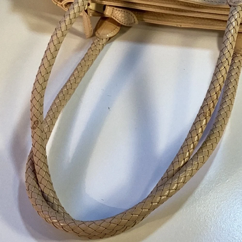 Brighton Beige/Tan Leather Shoulder Bag